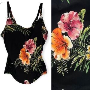 Kona Sol floral bathing suit top adjustable straps shirred sides light padding M